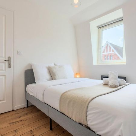 Charming 2-Bedroom Apartment At Croise Laroche Marcq-en-Baroeul Exteriör bild