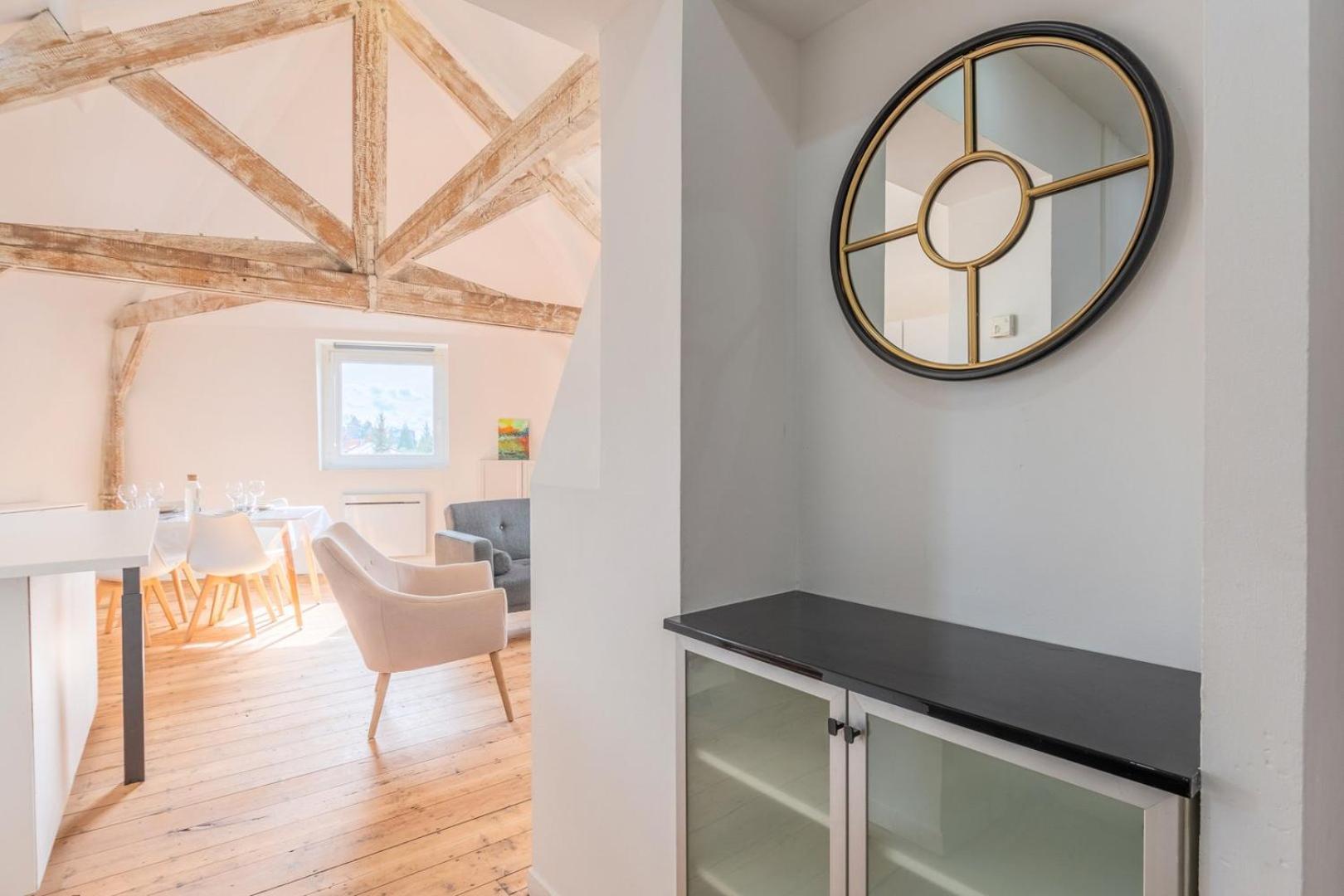 Charming 2-Bedroom Apartment At Croise Laroche Marcq-en-Baroeul Exteriör bild